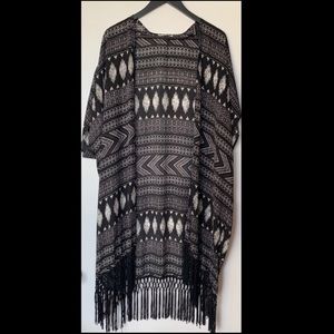 🪶MENDOCINO BOHO Fringe Kimono🪶